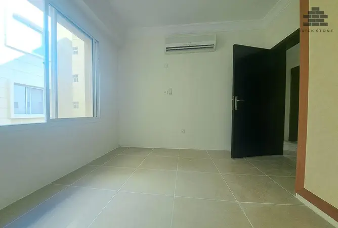 62184211 - Property Image 2