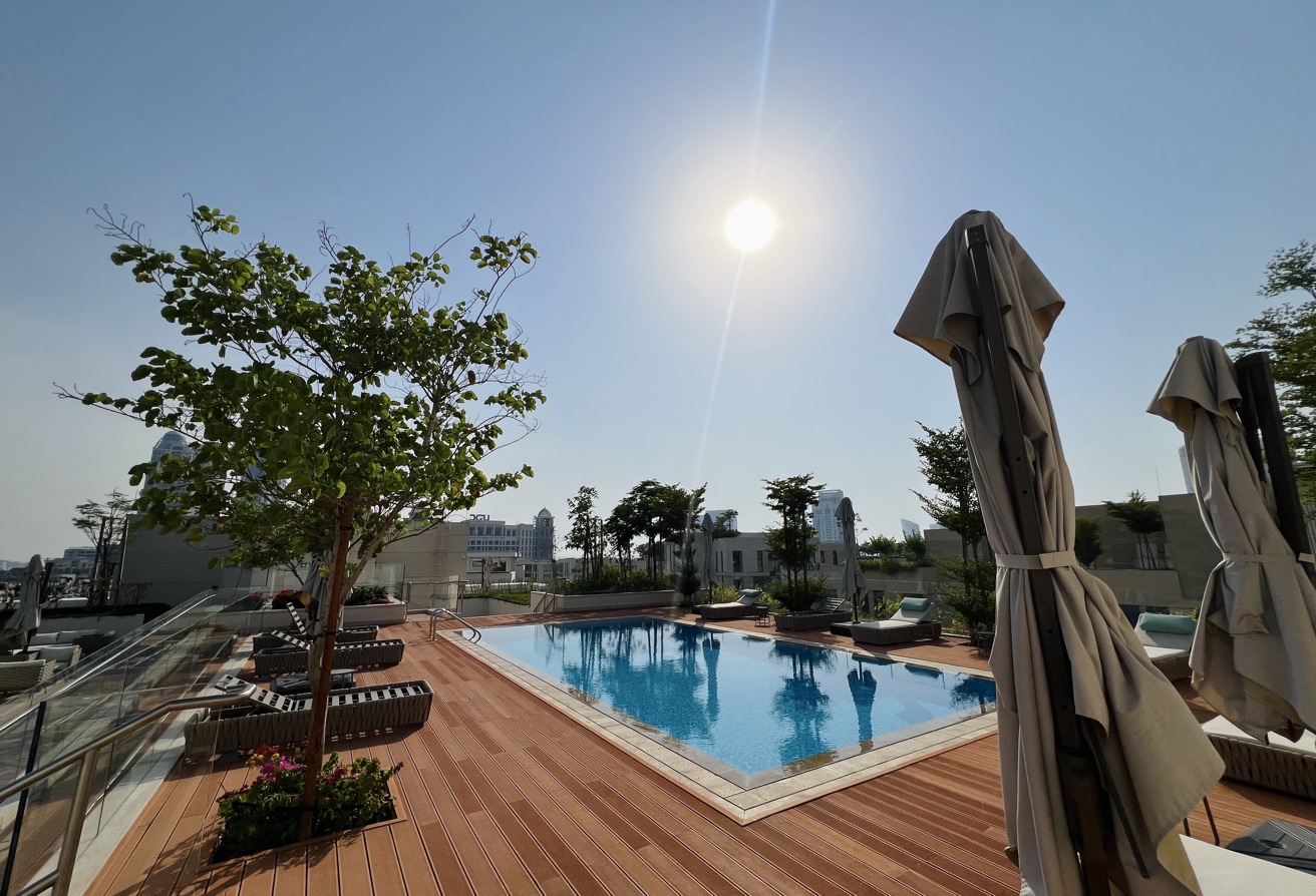 Luxury 1BR | Promenade Front thumbnail 16