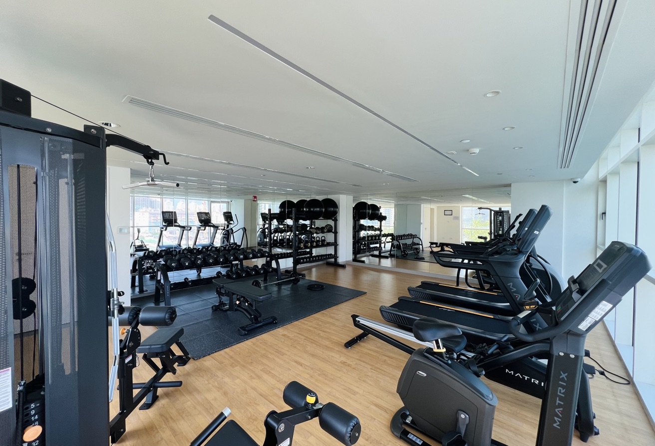 Luxury 1BR | Promenade Front thumbnail 19