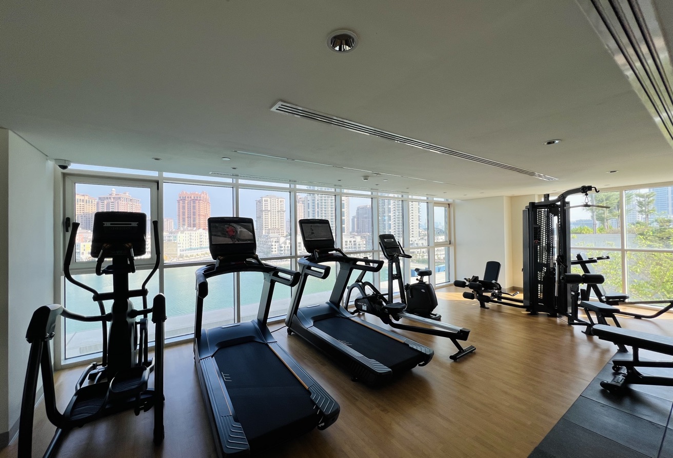 Luxury 1BR | Promenade Front thumbnail 20