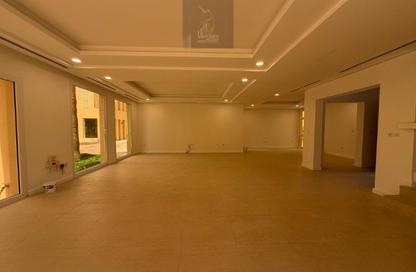 Villa - 4 Bedrooms - 5 Bathrooms for rent in West Bay Lagoon Villas - West Bay Lagoon - West Bay Lagoon - Doha Villa - 4 Bedrooms - 5 Bathrooms for rent in West Bay Lagoon Villas - West Bay Lagoon - West Bay Lagoon - Doha