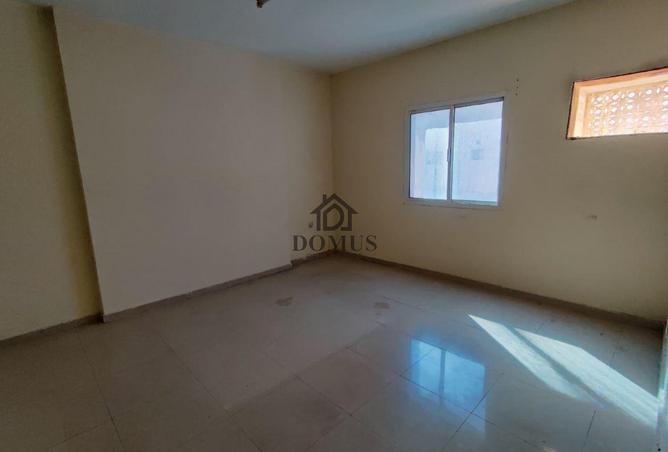 1023989 - Property Image 2