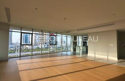 Apartment - 1 Bedroom - 2 Bathrooms for sale in Seef Lusail Tower 1 - Seef Lusail - Lusail City - Lusail