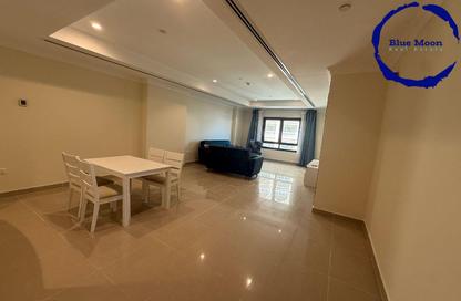 Apartment - 1 Bedroom - 2 Bathrooms for rent in West Porto Drive - Porto Arabia - The Pearl Island - Doha