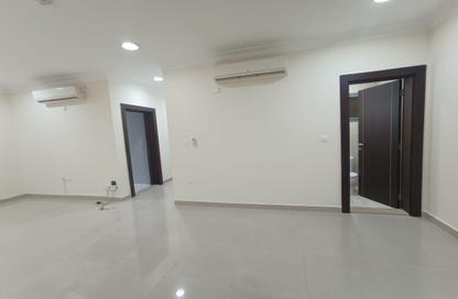 Apartment - 3 Bedrooms - 3 Bathrooms for rent in Aabdullah Bin Sultan Al Thani - C-Ring Road - Al Sadd - Doha
