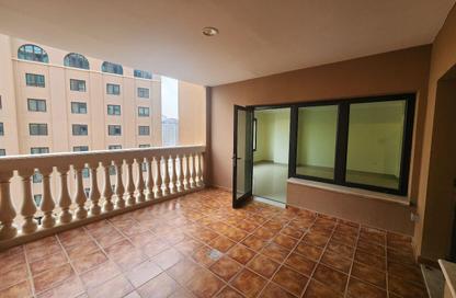 Apartment - 2 Bedrooms - 2 Bathrooms for rent in East Porto Drive - Porto Arabia - The Pearl Island - Doha