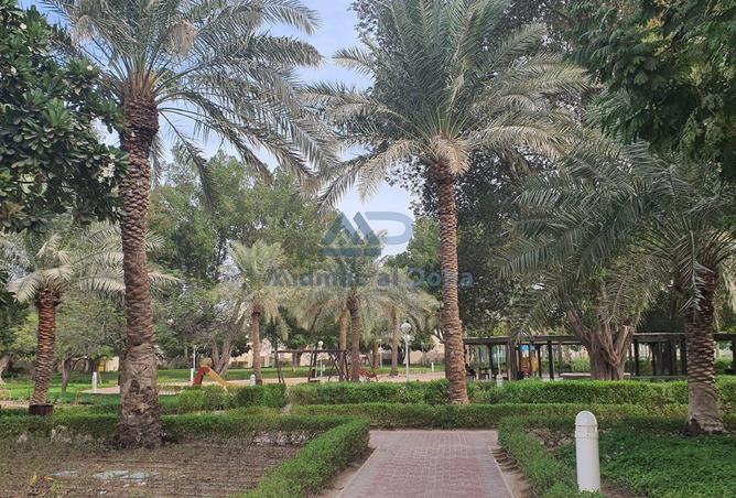 987538 - Property Main Image