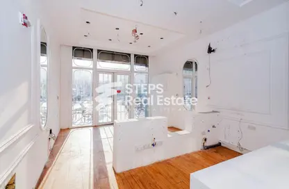 Shop - Studio - 1 Bathroom for rent in Bu Hamour Street - Abu Hamour - Doha