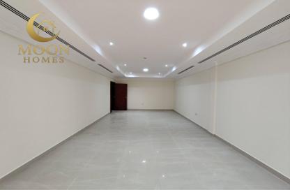 Apartment - 5 Bedrooms - 5 Bathrooms for rent in Old Airport Road - Old Airport Road - Doha