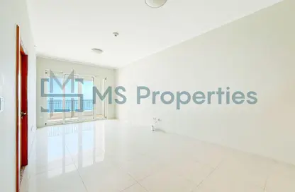 Apartment - 2 Bedrooms - 3 Bathrooms for rent in Viva East - Viva Bahriyah - The Pearl Island - Doha