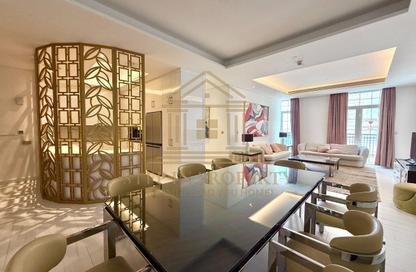 Apartment - 2 Bedrooms - 4 Bathrooms for rent in Floresta Gardens - Floresta Gardens - The Pearl Island - Doha