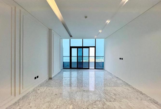 53009379 - Property Image 3