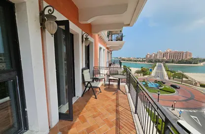 Apartment - 1 Bedroom - 2 Bathrooms for rent in Carnaval - Qanat Quartier - The Pearl Island - Doha