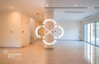 Villa - 4 Bedrooms - 5 Bathrooms for rent in West Bay Lagoon Villas - West Bay Lagoon - West Bay Lagoon - Doha
