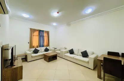 Apartment - 1 Bedroom - 1 Bathroom for rent in Hakeem Bin Hazam Street - Mughalina - Doha