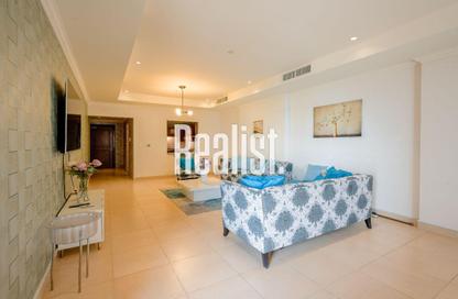 Apartment - 1 Bedroom - 2 Bathrooms for rent in West Porto Drive - Porto Arabia - The Pearl Island - Doha