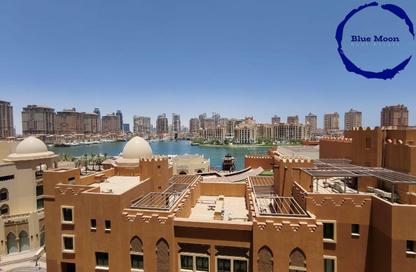 Apartment - 2 Bedrooms - 3 Bathrooms for rent in West Porto Drive - Porto Arabia - The Pearl Island - Doha