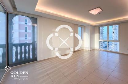 Apartment - 2 - 3 for sale in Viva West - Viva Bahriyah - The Pearl Island - Doha