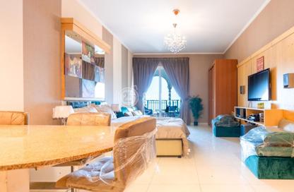 Apartment - Studio - 1 for rent in Viva East - Viva Bahriyah - The Pearl Island - Doha