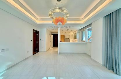 Apartment - 1 Bedroom - 2 Bathrooms for rent in Crystal Residence - Gewan Island - The Pearl Island - Doha Apartment - 1 Bedroom - 2 Bathrooms for rent in Crystal Residence - Gewan Island - The Pearl Island - Doha