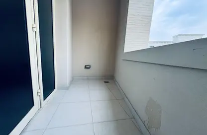 شقة - غرفة نوم - 2 حمامات للايجار في جنوب فوكس هيلس - فوكس هيلز - الوسيل