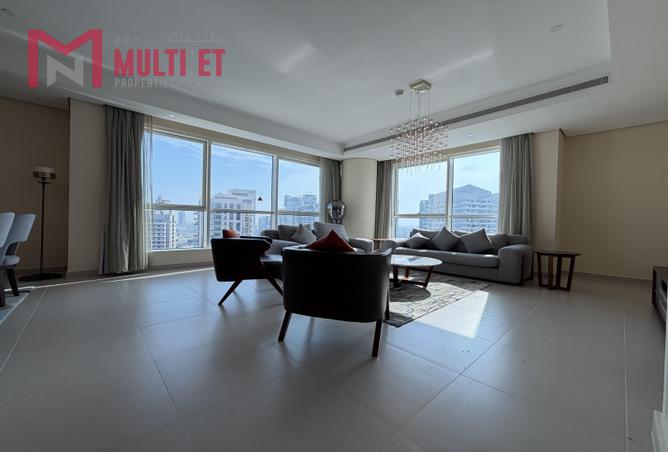 985591 - Property Image 3