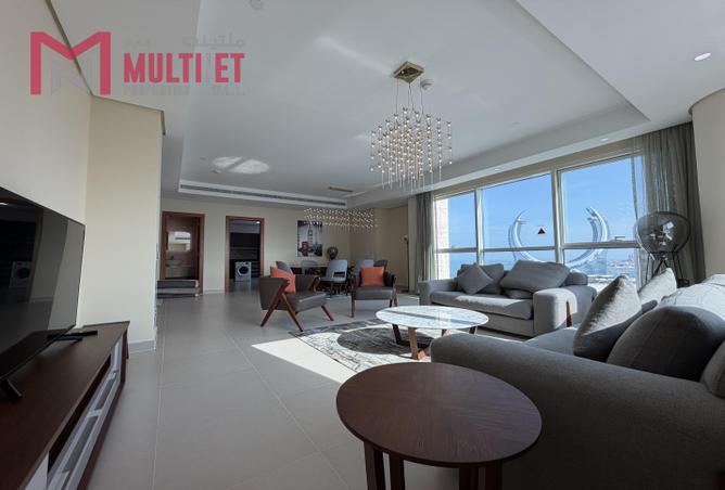 985591 - Property Image 2