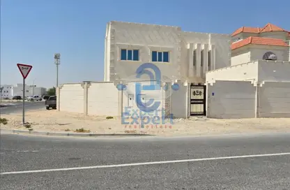 Villa - 7 Bedrooms - 7+ Bathrooms for sale in Al Sakhama - Doha
