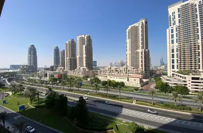 Apartment - 1 Bedroom - 2 Bathrooms for sale in East Porto Drive - Porto Arabia - The Pearl Island - Doha