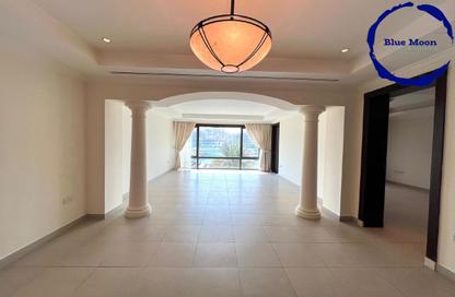 Townhouse - 2 Bedrooms - 3 Bathrooms for rent in East Porto Drive - Porto Arabia - The Pearl Island - Doha