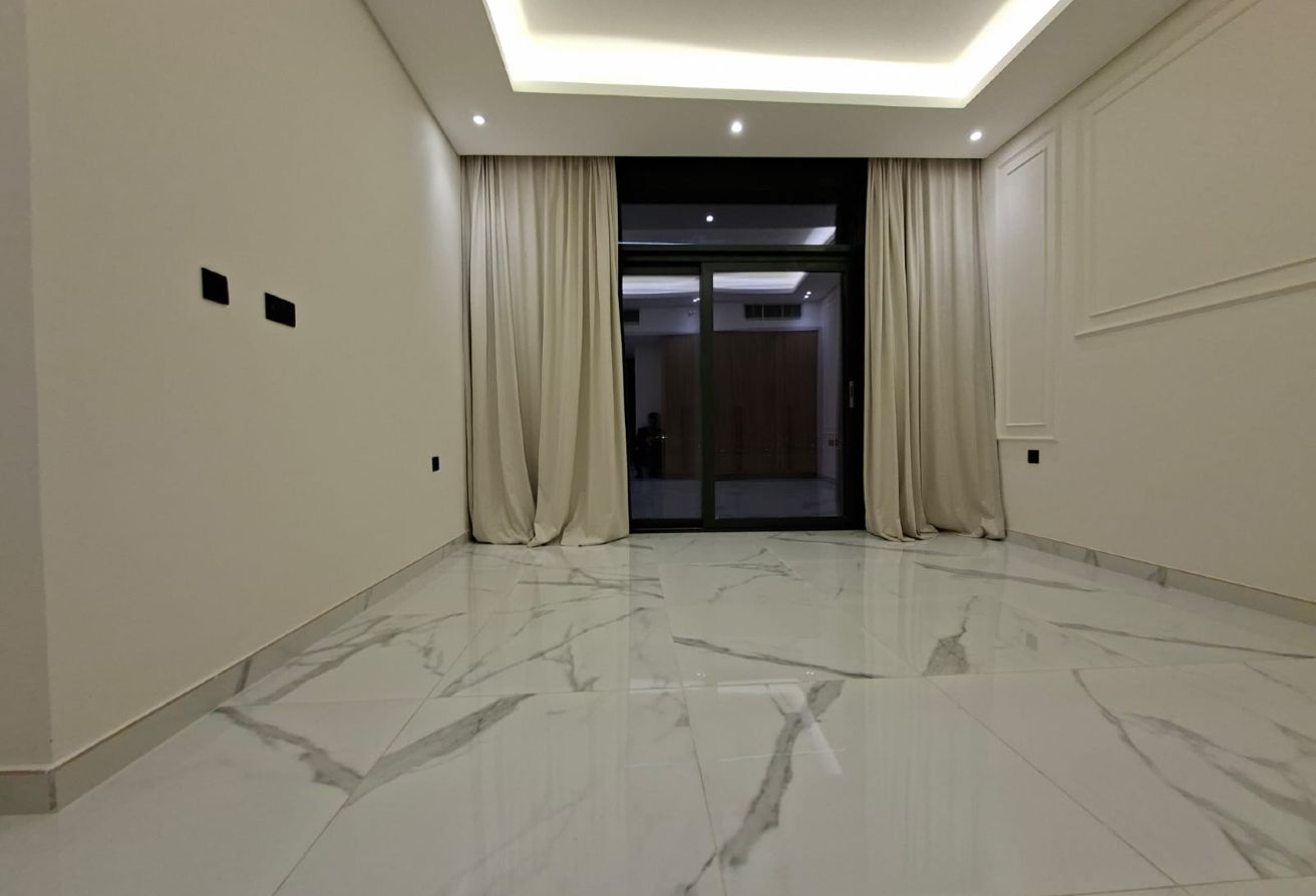 Brand-New 2BR + Maid | Bills Included | Lusail thumbnail 11