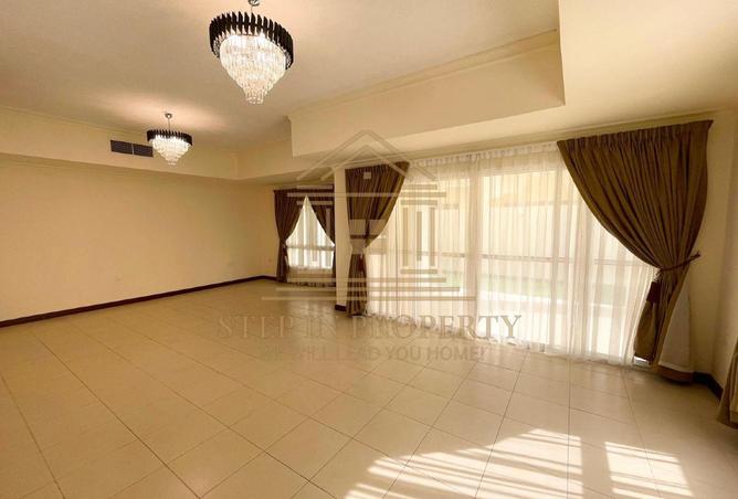 54541837 - صورة العقار 2