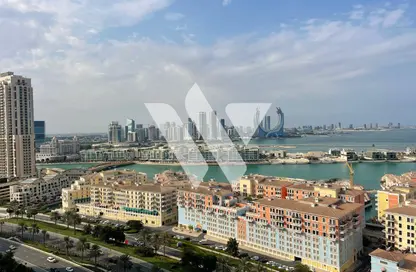 Apartment - 1 Bedroom - 2 Bathrooms for rent in East Porto Drive - Porto Arabia - The Pearl Island - Doha