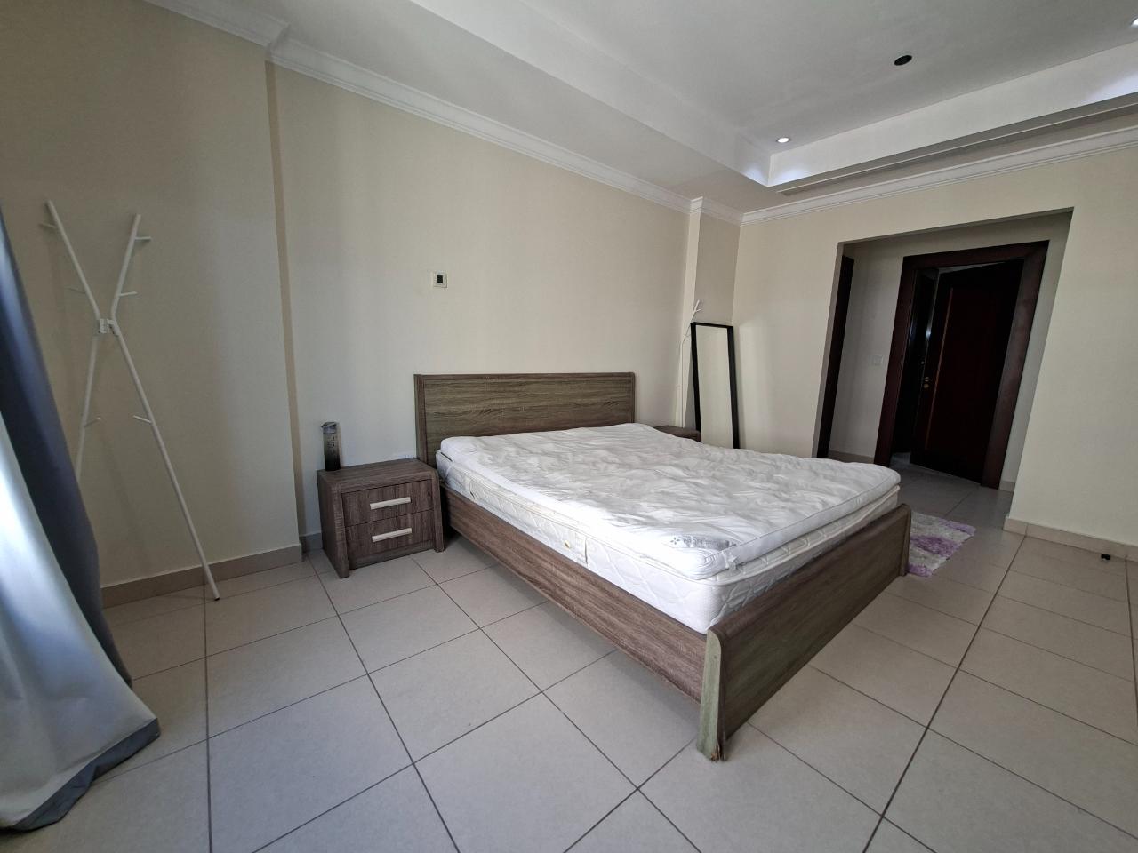 Luxury High-Floor 1BR | Fully Furnished | Porto Ar thumbnail 8