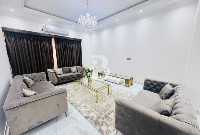 60112340 - Property Image 2