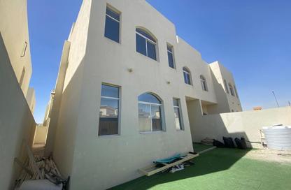 Villa - 7+ Bedrooms - 7+ Bathrooms for rent in Umm Salal Mahammad - Umm Salal City - Doha