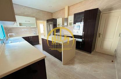 Villa - 4 Bedrooms - 5 Bathrooms for rent in Ammar Bin Yasser Street - Al Aziziyah - Doha