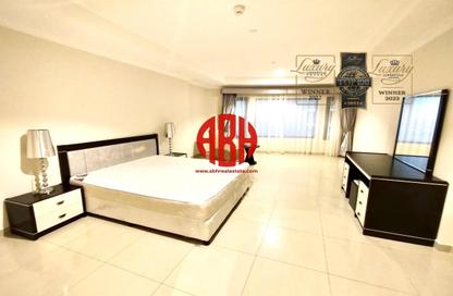 Apartment - 1 Bedroom - 2 Bathrooms for rent in Marina Gate - Porto Arabia - The Pearl Island - Doha