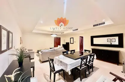 Apartment - 2 Bedrooms - 3 Bathrooms for rent in West Porto Drive - Porto Arabia - The Pearl Island - Doha