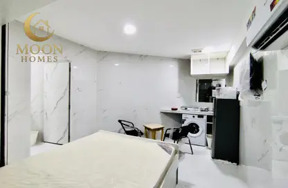 شقة - 1 حمام للايجار في أم غويلينا 4 - أم غويلينا - الدوحة