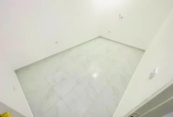 63701083 - Property Image 2
