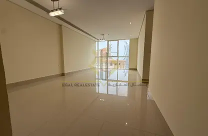 شقة - 2 غرف نوم - 3 حمامات للايجار في مرتفعات مارينا لوسيل - منطقة المارينا - الوسيل