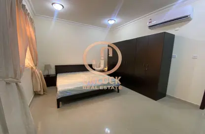 Apartment - 3 Bedrooms - 3 Bathrooms for rent in Al Mansoura - Al Mansoura - Doha