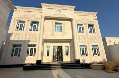 Villa - 6 Bedrooms - 7 Bathrooms for sale in Al Wukair - Al Wukair - Al Wakra