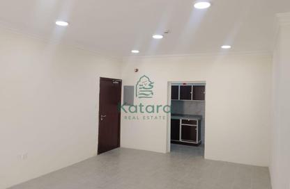 Apartment - 3 Bedrooms - 3 Bathrooms for rent in Al Muntazah Street - Al Muntazah - Doha
