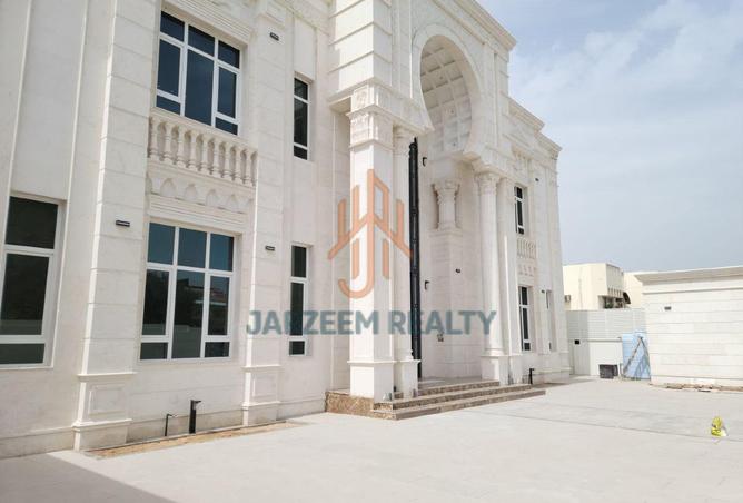 60890341 - Property Main Image