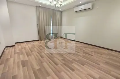 Apartment - 2 Bedrooms - 1 Bathroom for rent in Al Sadd Road - Al Sadd - Doha