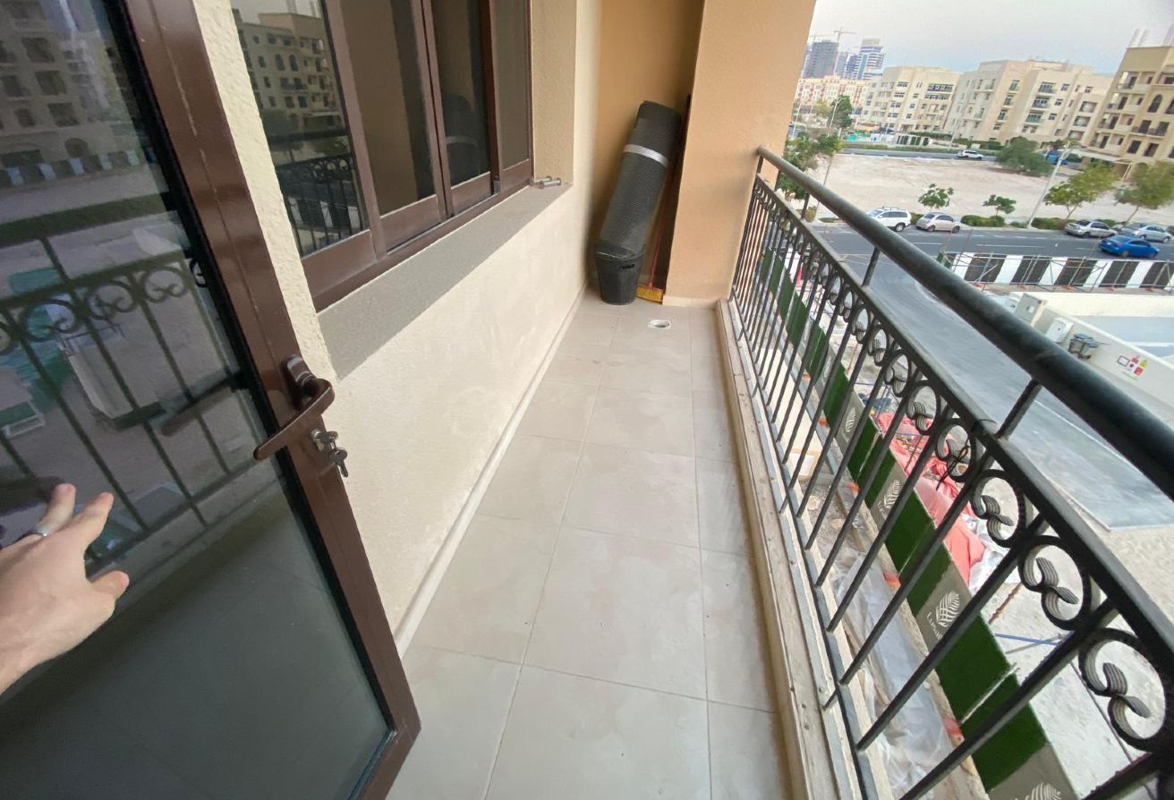 LAVISH 1BHK FF APT WITH BALCONY @5890 WITH BILLS thumbnail 12