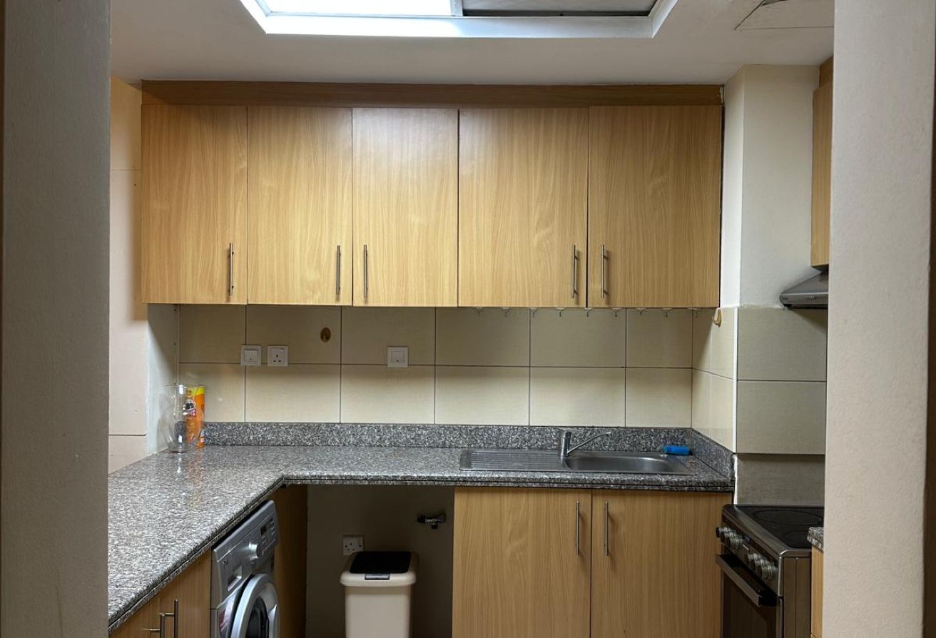 LAVISH 1BHK FF APT WITH BALCONY @5890 WITH BILLS thumbnail 8