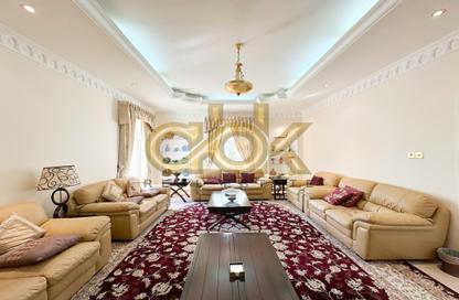 Villa - 5 - 7+ for sale in Onaiza Street - Diplomatic Area - Doha Villa - 5 - 7+ for sale in Onaiza Street - Diplomatic Area - Doha